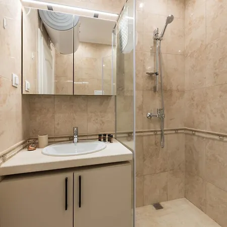 Luxurious Beachfront With Private And Panoramic Views In La Complex וארנה