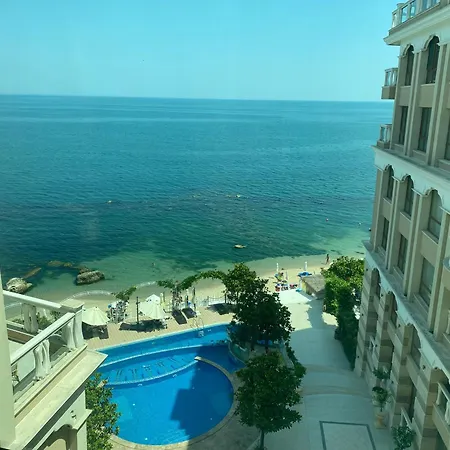 דירה Luxurious Beachfront With Private And Panoramic Views In La Complex