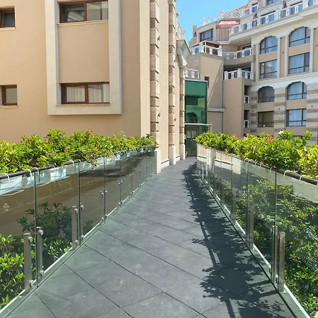 דירה Luxurious Beachfront With Private And Panoramic Views In La Complex