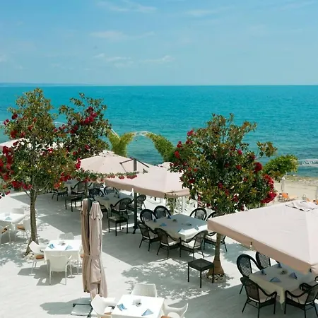 Apartamento Luxurious Beachfront With Private And Panoramic Views In La Complex