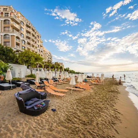 Luxurious Beachfront With Private And Panoramic Views In La Complex * Варна